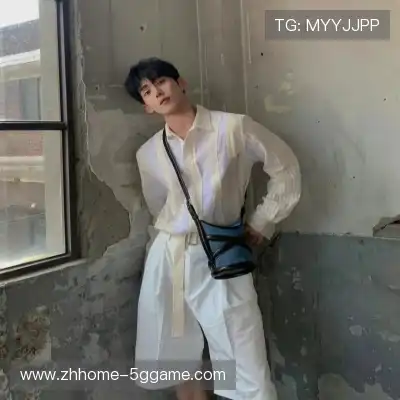 薄发华